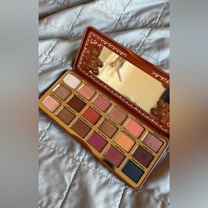 Too Faced Gingerbread Eyeshadow Palette